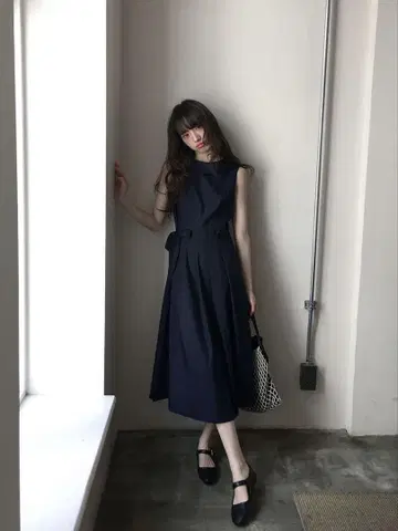 슬리브리스 롱 원피스