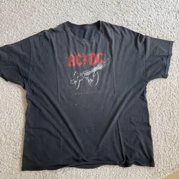 AC/DC 블랙 티셔츠