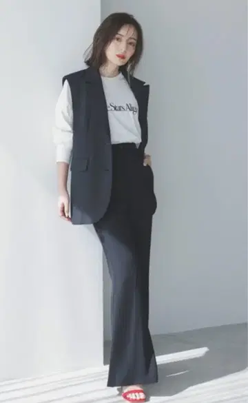 anuans: 백 새틴 테일러드 베스트