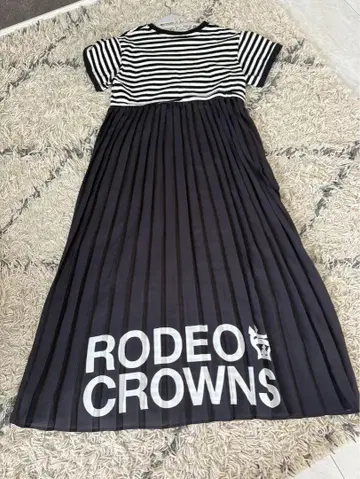 RODEO CROWNS 로데오 롱 원피스 원피스 플리츠