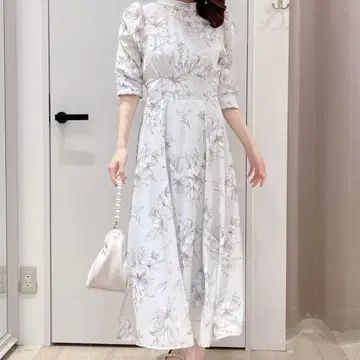 [새상품급] 노엘라 릴리 플라워 원피스 S 라이트 그린 꽃무늬 A라인