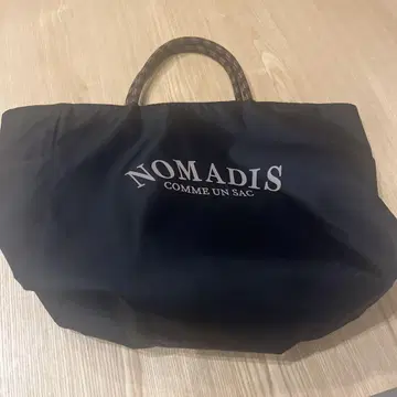 NOMADIS 로고 블랙 에코백