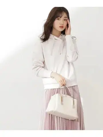 PROPORTION BODY DRESSING 실키 분또 후드티