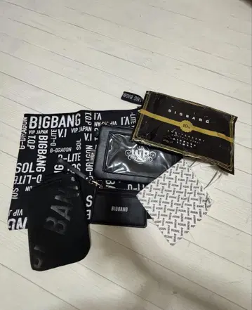 BIGBANG 가방 파우치 세트