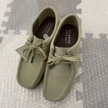 Clarks 클락스 왈라비 메이플