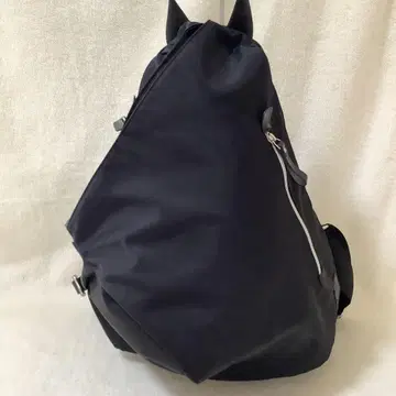 새상품급 그랑 그레이스 OTONA 백팩 나일론 블랙 경량 삼각형