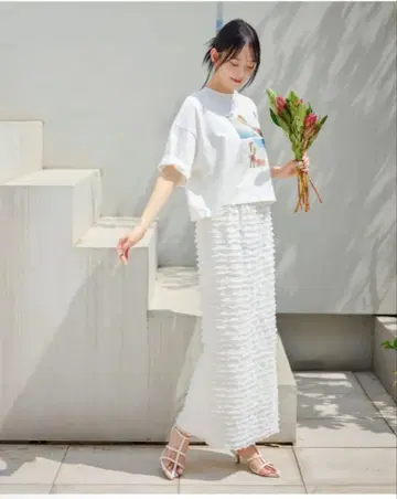 프릴 티어드 내로우 스커트