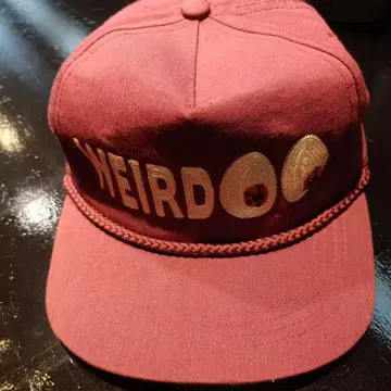 Weirdo 트래커 캡 귀중품