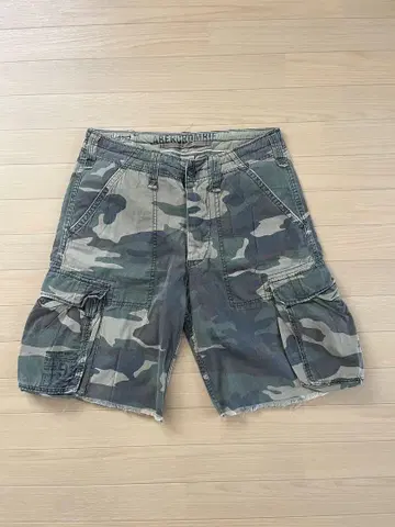 Abercronbie&Fitch 아바클로 카모플라쥬 카고 숏 팬츠