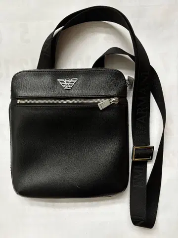 ARMANI 숄더백