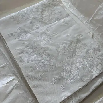 화이트 꽃 무늬 자수 기모노 오비 백은 패턴