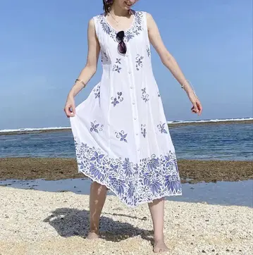 꽃무늬 자수 바리바틱 원피스