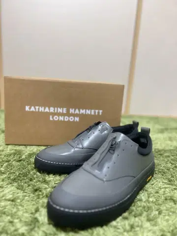 KATHARINE HAMNETT 캐서린 햄넷 남성용 26cm