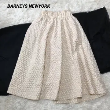 BARNEYS NEWYORK 부클레 자카드 플레어 스커트 프리 사이즈