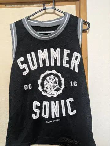 SUMMER SONIC 메쉬 탱크탑 새상품급 가슴 너비 50 기장 67