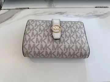 Michael Kors 마이클코어스 브랜드 접이식 지갑 그레이
