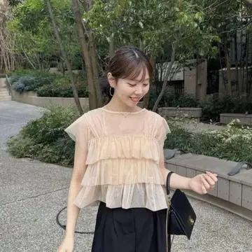튤 프릴 프렌치 슬리브 상의 hinari