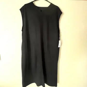 민트 브리즈 빅 사이즈 4L 블랙 슬리브리스 원피스