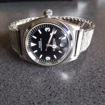 보그 워치 34mm 블랙 다이얼 버블 백!