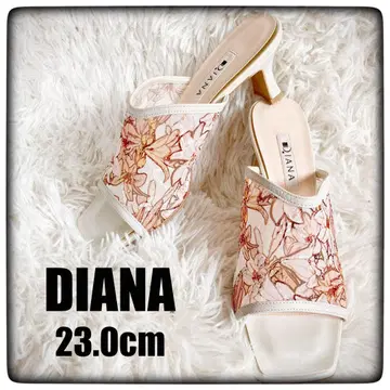 [새상품급] DIANA 다이애나 자수 샌들 23.0cm