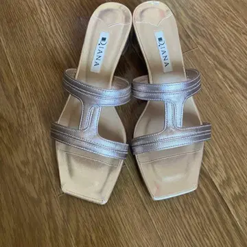 DIANA 핑크 골드 샌들