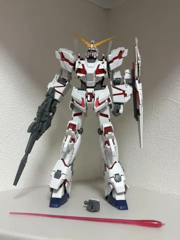 HG 1/144 유니콘 건담 디스트로이 모드