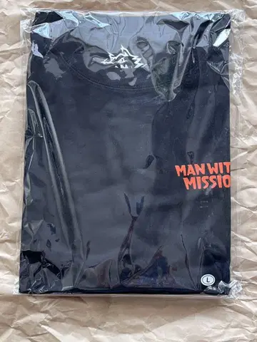 MAN WITH A MISSION 메모리얼 로고 롱 T 오렌지 L