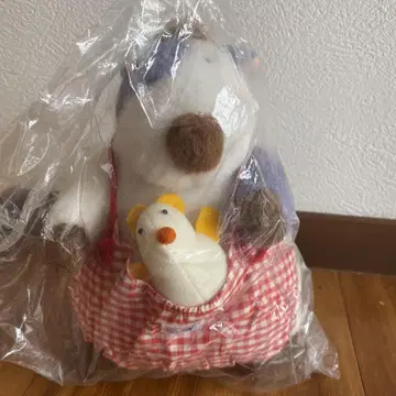 에이프런이 있는 동물 봉제 인형