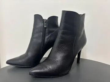 다이애나 / 천연 가죽 숏부츠 / 23cm
