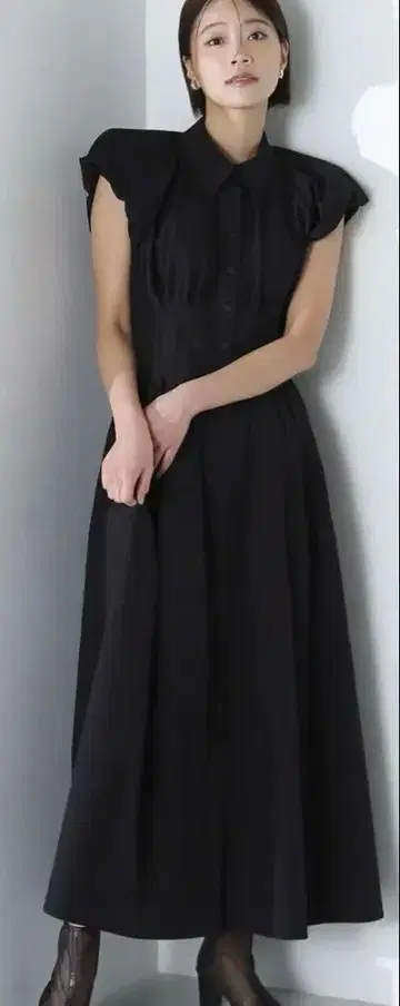 natural beautybasic 반팔 원피스 블랙