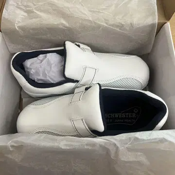 SCHWESTER 간호사 신발 24cm 화이트 네이비