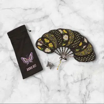 ANNA SUI 꽃무늬 부채 블랙