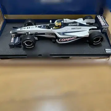 Williams F1 Team FW22 1/18 스케일 모델