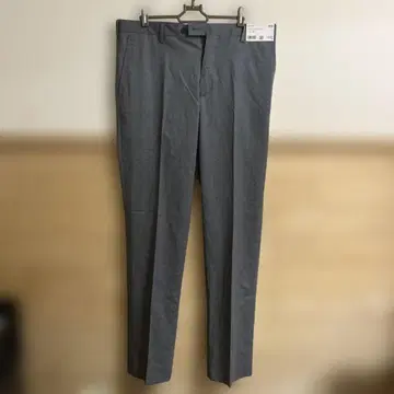 유니클로 스트레치 울 슬림 핏 팬츠 88cm 그레이