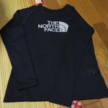 THE NORTH FACE 블랙 얇은 소재 긴팔