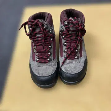등산화 트레킹 슈즈