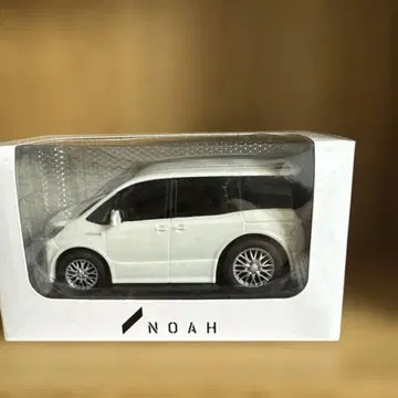 도요타 NOAH 미니카 화이트