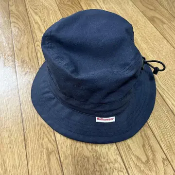 Butterwear 네이비 버킷 햇