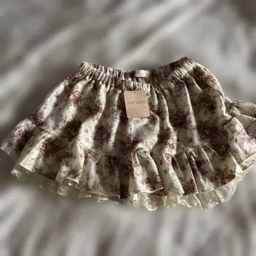 리즈리사 플라워 프린트 플레어 스커트