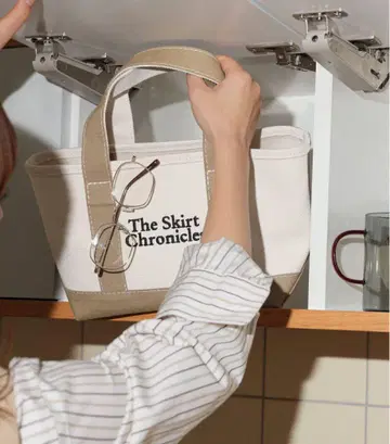 The Skirt Chronicles SLOBE 캔버스 미니 토트백