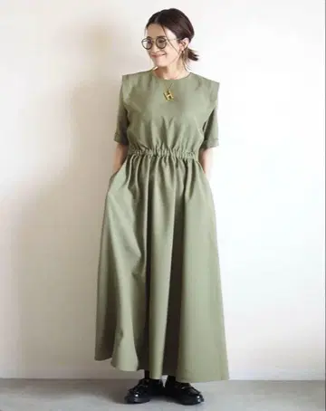 컨디션 최상 ANIECA 애니카 슬리브 턱 원피스 맥시 길이 허리밴딩
