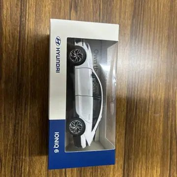 Hyundai IONIQ 6 1/38 스케일 모델 white