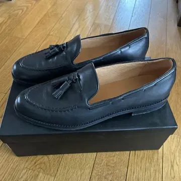 유나이티드 애로우즈 태슬 로퍼 블랙 28cm