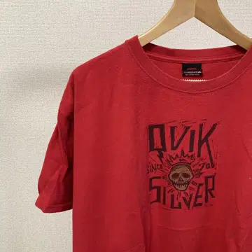Quiksilver 퀵실버 스컬 프린트 티셔츠 레드