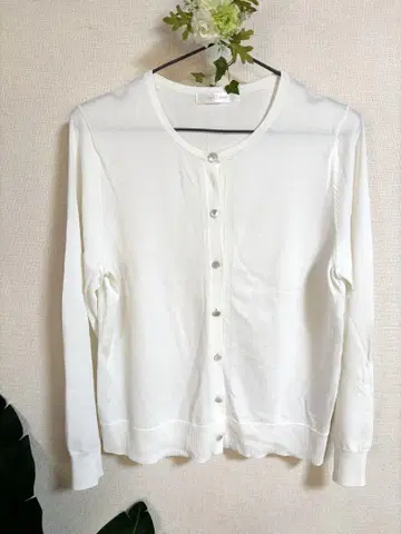 DoCLASSE 화이트 가디건