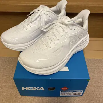 새상품 HOKA CLIFTON 10 와이드 화이트 24.5 러닝