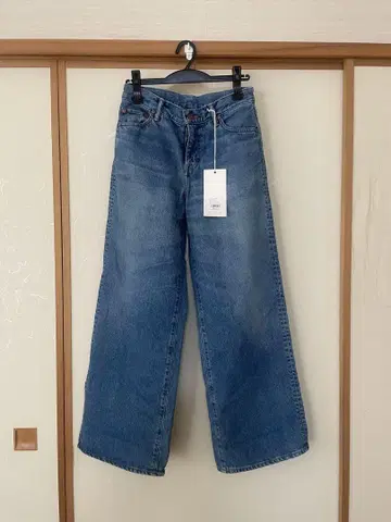 AUTHEN 와이드 데님 미사용