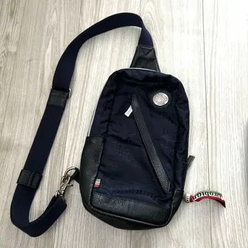 오로비안코 OROBIANCO 바디 백 새상품급