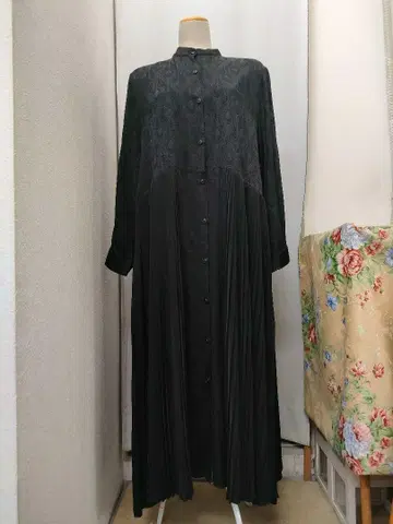 SUMI STYLE 블랙 페이즐리 원피스
