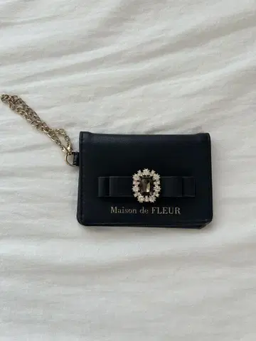 Maison de FLEUR 패스 케이스